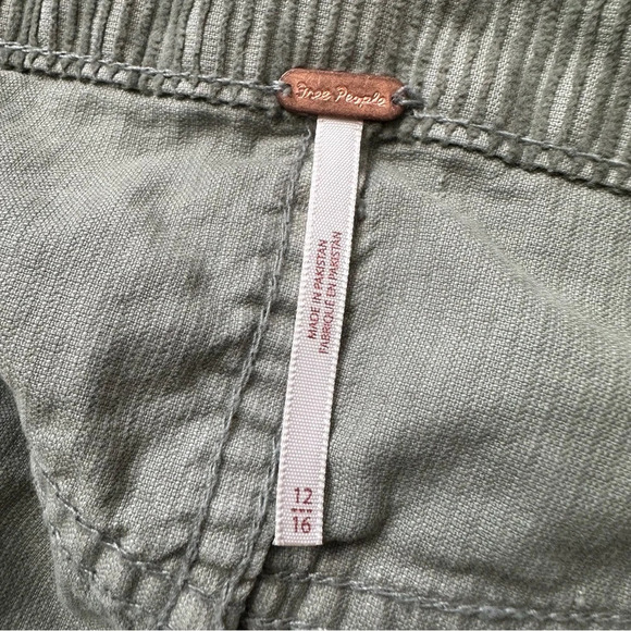 FREE PEOPLE Ray Corduroy Mini Skirt Size 12 NWT - Picture 6 of 7